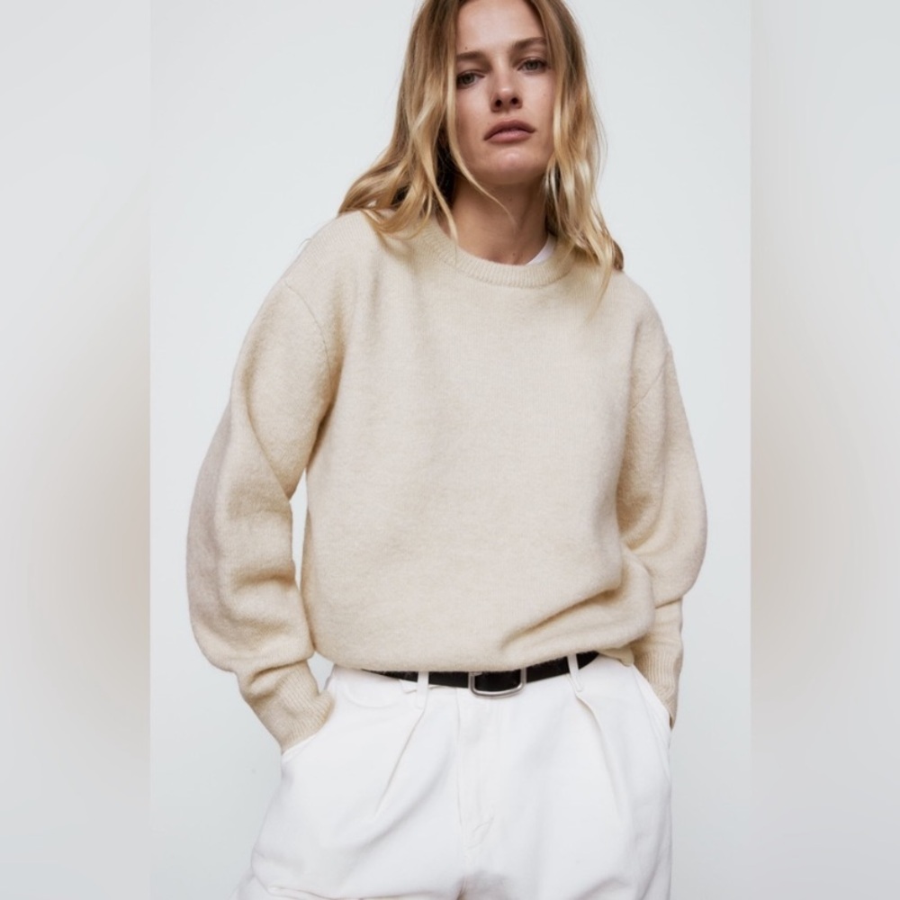 COPY Zara Super Soft Ivory Crew Neck Sweater NWOT M Oversized Bloggers Fave